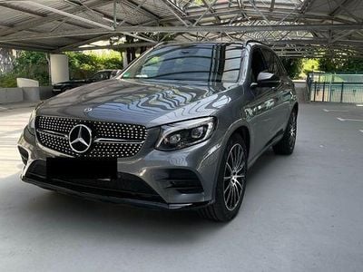 Grau Gebraucht 2017 Mercedes GLC300 AMG line SUV | 27.800 € (Fairer Preis)