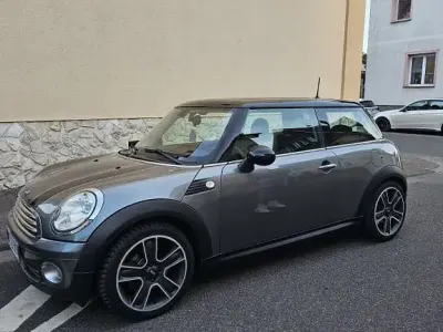 Gebraucht Mini Cooper 122 PS (89 kW) 2010 Grau Kleinwagen