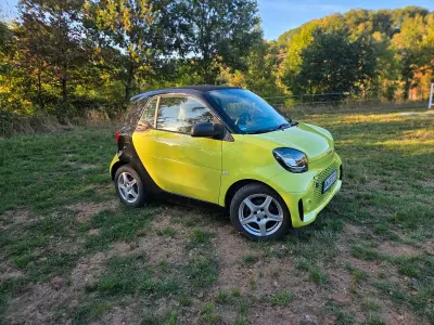 Gebraucht Smart ForTwo Coupé 60 kW (82 PS) 2022 Andere farben Kleinwagen