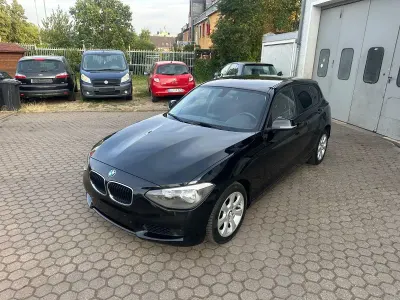 Gebraucht BMW 118 Comfort Edition 143 PS (105 kW) 2014 Schwarz Kleinwagen