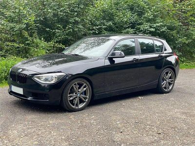 Gebraucht BMW 114 Sport Line 200 PS (147 kW) 2012 Schwarz Kleinwagen