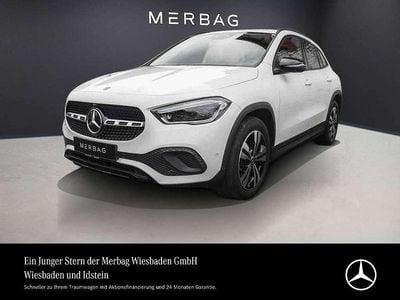 Gebraucht Mercedes GLA250 Progressive 218 PS (160 kW) 2023 Polarweiß SUV