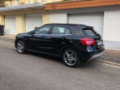 gebraucht Mercedes GLA220 GLA 220CDI 4Matic 7G-DCT Urban