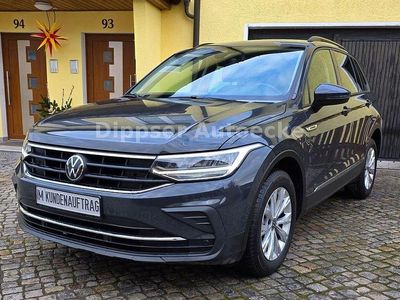Gebraucht VW Tiguan Life 150 PS (110 kW) 2023 Grau SUV