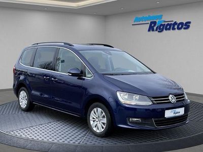Gebraucht VW Sharan Comfortline 150 PS (110 kW) 2019 Blau Van / Kleinbus