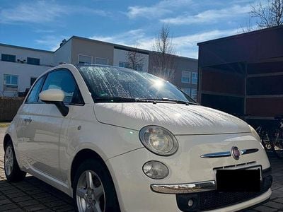 Gebraucht Fiat 500 Lounge 95 PS (69 kW) 2010 Weiß Kleinwagen