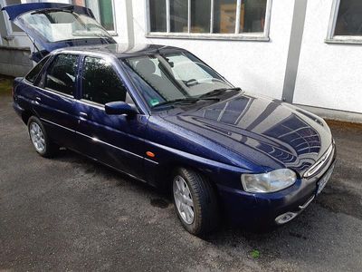 Ford Escort