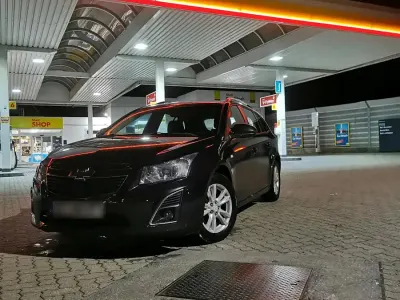 Gebraucht Chevrolet Cruze 150 PS (110 kW) 2013 Schwarz Kombi