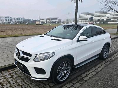 Gebraucht Mercedes GLE350 236 PS (173 kW) 2016 Weiß Coupé