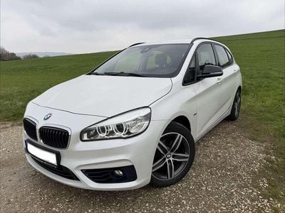 Gebraucht BMW 218 Active Tourer Sport Line 150 PS (110 kW) 2015 Weiß Van / Kleinbus