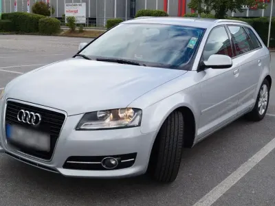 Gebraucht Audi A3 Ambition 105 PS (77 kW) 2012 Silber Kleinwagen