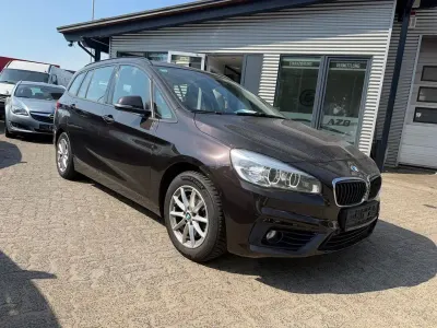Gebraucht BMW 218 Gran Tourer Sport Line 150 PS (110 kW) 2017 Braun Van / Kleinbus