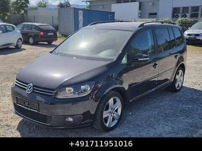 Schwarz Gebraucht 2012 VW Touran Match Van / Kleinbus | 6.490 € (Guter Preis)