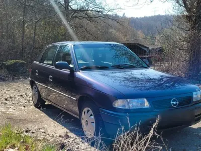 Gebraucht Opel Astra 71 PS (52 kW) 1995 Limousine