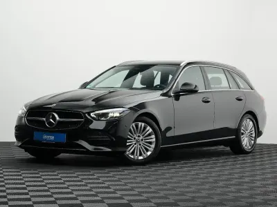 Gebraucht Mercedes 200 Avantgarde 163 PS (119 kW) 2023 Schwarz Limousine