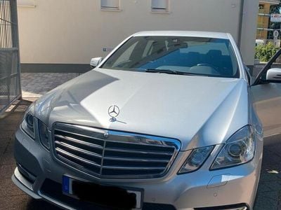 Mercedes E300