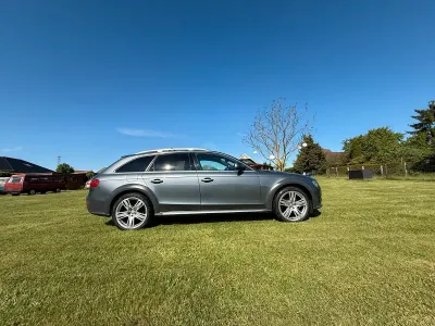 Gebraucht Audi A4 Allroad Comfort 177 PS (130 kW) 2014 Grau Kombi