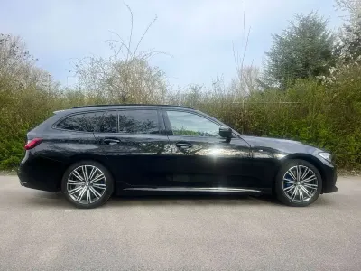 Gebraucht BMW 318 M Sport 156 PS (114 kW) 2021 Schwarz Kombi