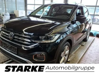 Gebraucht VW T-Cross Style 110 PS (80 kW) 2022 Deep black perleffekt SUV