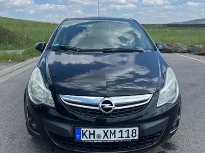 Gebraucht Opel Corsa Selection 75 PS (55 kW) 2011 Schwarz Kleinwagen