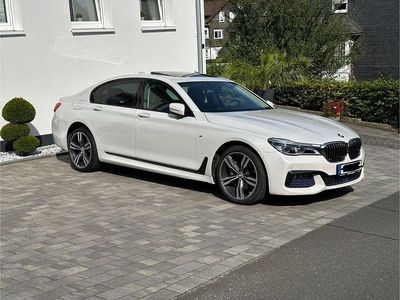 BMW 730