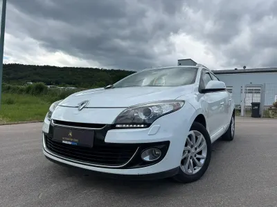 Używany Renault Mégane GrandTour Dynamique 110 KM (80 kW) 2012 Biały Kombi