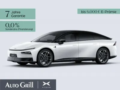 Neu XPENG P7 RWD Long Range 180 kW (245 PS) 2026 Weiss arctic white Limousine