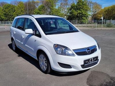 Usata Opel Zafira Family 110 CV (80 kW) 2013 Bianco Monovolume
