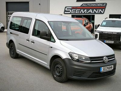 Gebraucht VW Caddy Maxi 102 PS (75 kW) 2017 Silber Van / Kleinbus