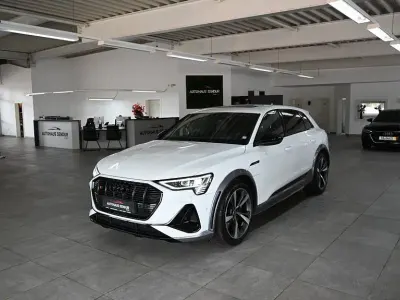 Gebraucht Audi e-tron Sport 369 kW (503 PS) 2022 Weiß SUV