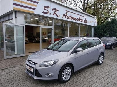 Usata Ford Focus 125 CV (91 kW) 2014 Grigio Station wagon