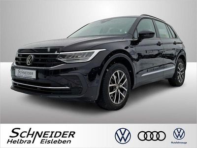 Gebraucht VW Tiguan Life 150 PS (110 kW) 2022 Deep black perleffekt (metallic) SUV