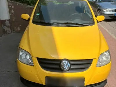 Usata VW Fox 54 CV (39 kW) 2005 Giallo Utilitaria