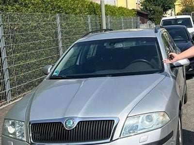 Silber Gebraucht 2006 Skoda Octavia Kombi | 1.900 € (Fairer Preis)