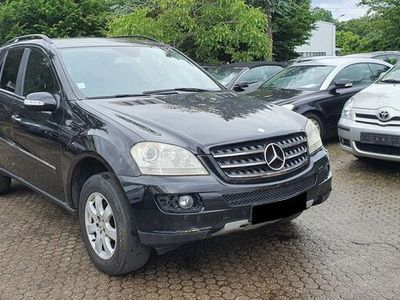 Mercedes ML320