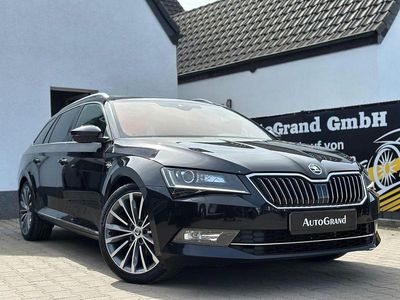 Gebraucht Skoda Superb LAURIN & KLEMENT 190 PS (139 kW) 2019 Schwarz Kombi