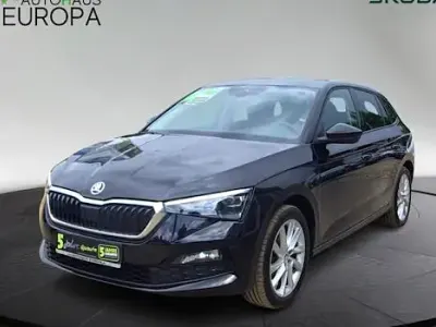 Gebraucht Skoda Scala Clever 110 PS (80 kW) 2022 Blackmagic perleffekt Kleinwagen
