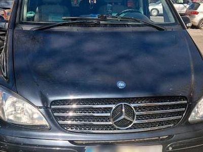 Second-hand Mercedes Viano 150 CP (110 kW) 2005 Negru Monovolum
