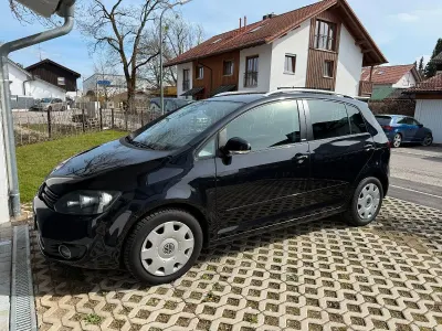 Gebraucht VW Golf Plus 122 PS (89 kW) 2012 Schwarz Van / Kleinbus