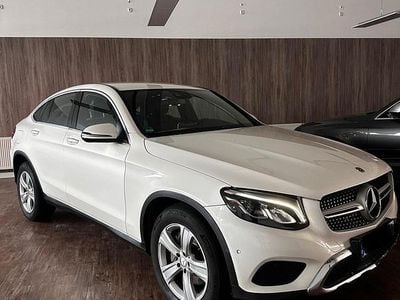 Gebraucht Mercedes GLC220 170 PS (125 kW) 2019 Weiß Coupé