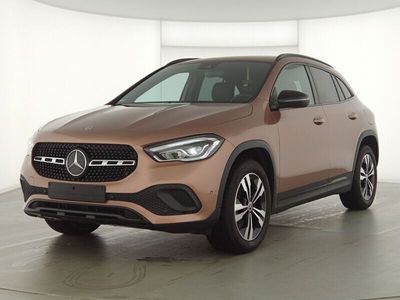 gebraucht Mercedes GLA200 Progressive AHK+Kam+Ambi+Night+MBUX+SHZ