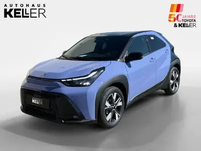 Neu Toyota Aygo X 117 PS (86 kW) 2026 Lavender 939/ black mica 209 SUV