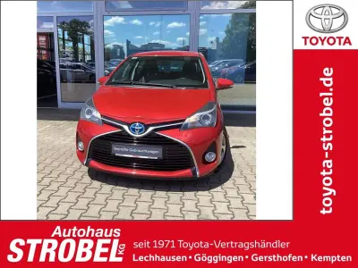 Gebraucht Toyota Yaris Hybrid Comfort 101 PS (74 kW) 2016 Navachorot mica metallic Kleinwagen