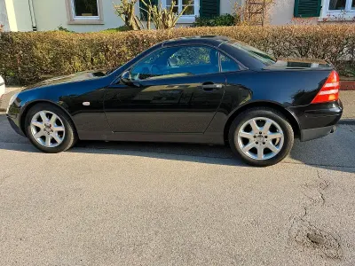 Gebraucht Mercedes SLK230 196 PS (144 kW) 1998 Schwarz Cabrio