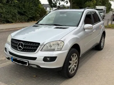 Gebraucht Mercedes ML350 272 PS (200 kW) 2007 Silber SUV
