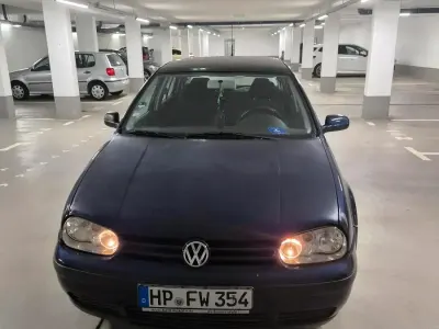 Gebraucht VW Golf IV 106 PS (77 kW) 2000 Schwarz Kleinwagen