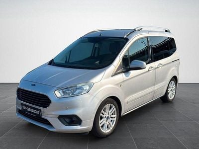 Gebraucht Ford Tourneo Courier Titanium 101 PS (74 kW) 2019 Silber Van / Kleinbus