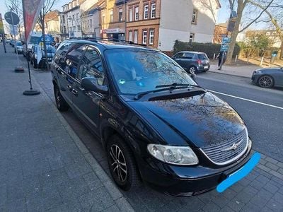 Gebraucht Chrysler Voyager 147 PS (108 kW) 2002 Schwarz Van / Kleinbus