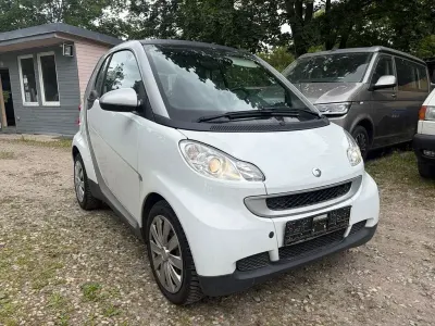 Gebraucht Smart ForTwo Coupé 61 PS (44 kW) 2012 Weiß Coupé