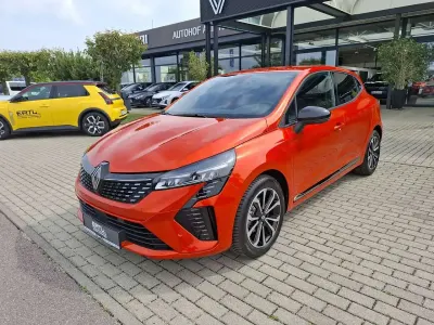 Gebraucht Renault Clio Techno 91 PS (66 kW) 2025 Valenciaorange metallic (orange) Kleinwagen